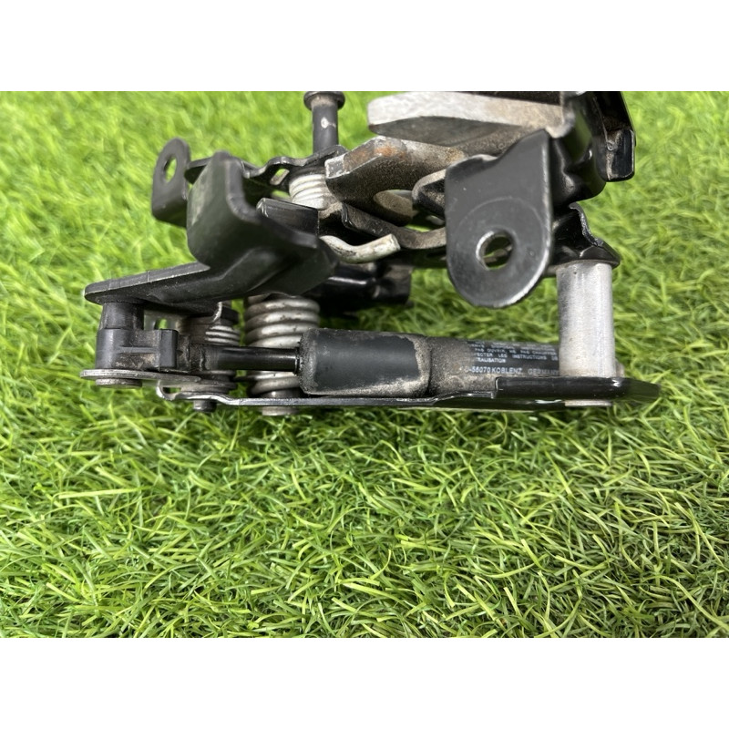 Замок капота (кузов і елементи) BMW 7-series F01 2011 3.0 N54 51237183762