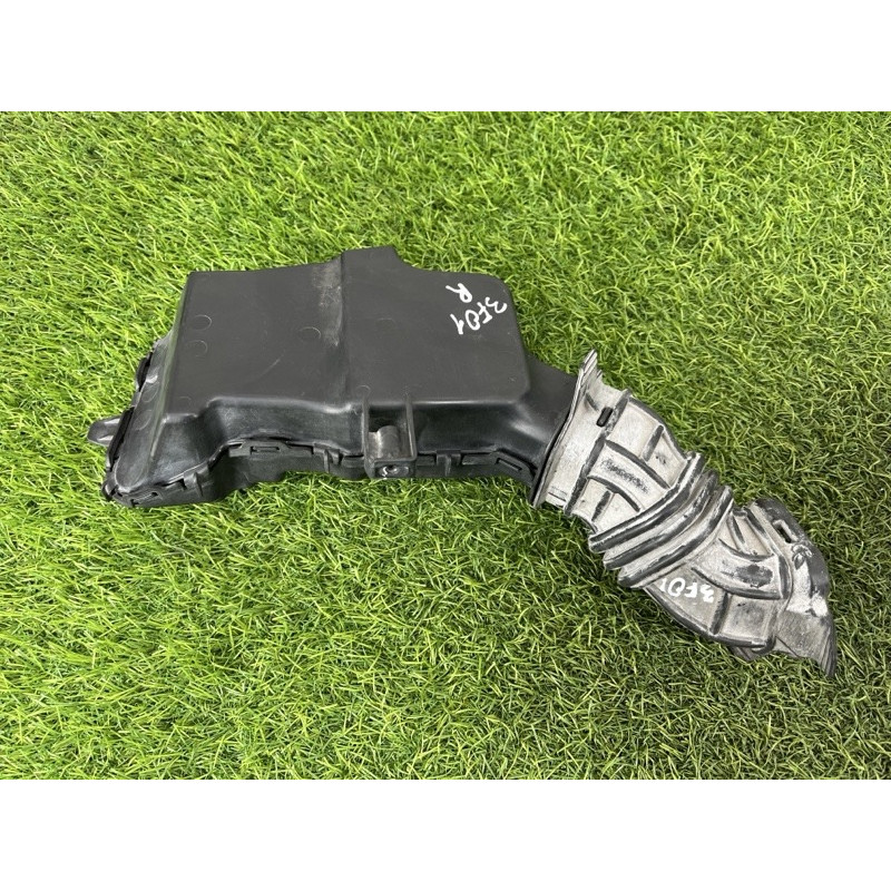 Повітрозабірник (подача палива) BMW 7-series F01 2011 3.0 N54 12907580414