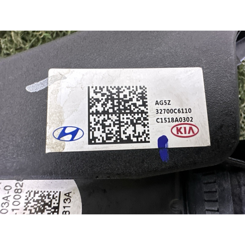 Педаль газа (электрика двигателя) KIA Sorento UM 2019 3.3 32700C6110