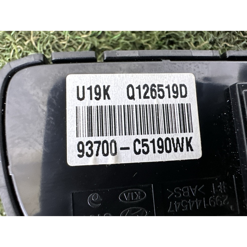 Блок кнопок (электрика / кнопки) KIA Sorento UM 2019 3.3 93700C5190WK