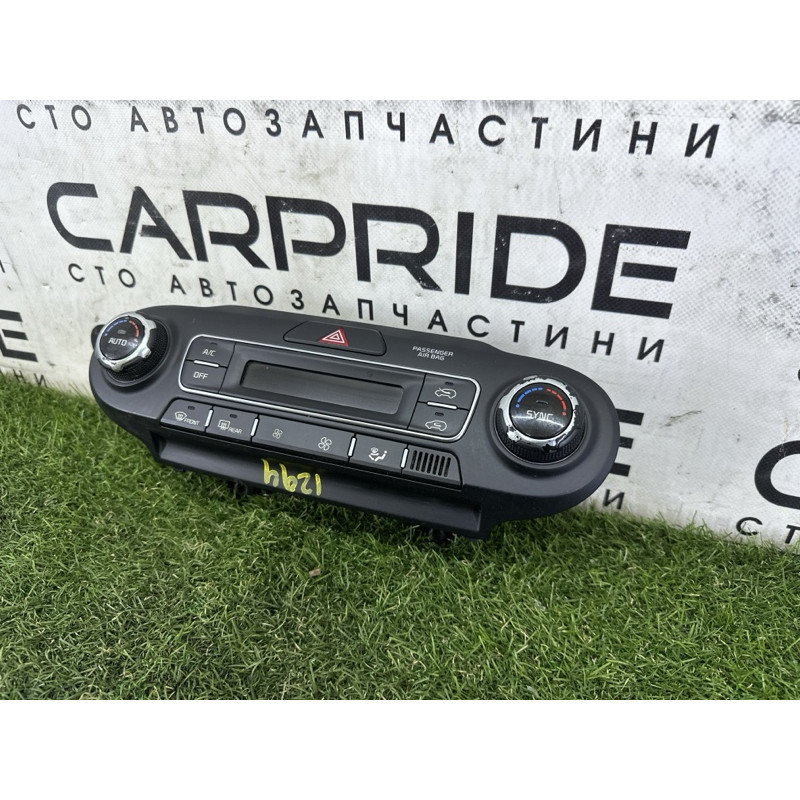 Блок управління клімат-контролем (електрика / блоки управління) KIA Sorento UM 2019 3.3 97250C6AA0WK