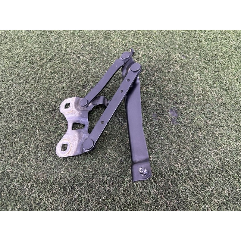 Петля капота (кузов и элементы) LAND ROVER RANGE ROVER Sport L494 2014 5.0 LR036584