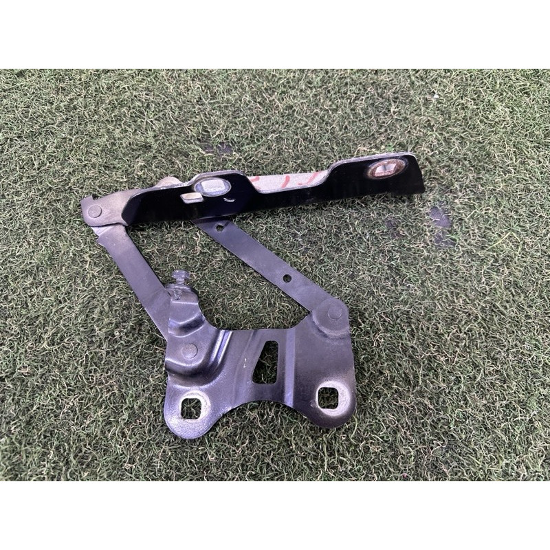 Петля капота (кузов и элементы) LAND ROVER RANGE ROVER Sport L494 2014 5.0 LR036583