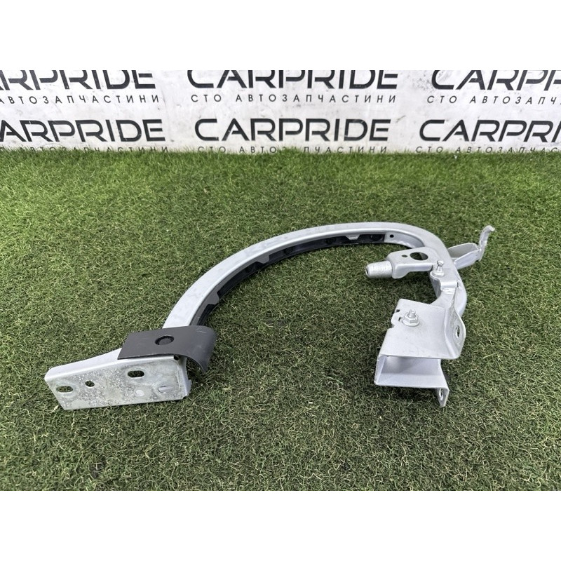 Петля багажника (кузов и элементы) AUDI A3 8V 2015 1.8 8V5827301C