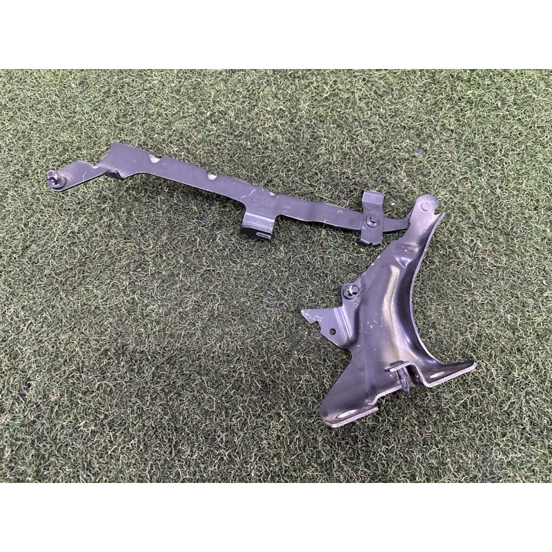 Петля капота (кузов и элементы) Volvo XC90 T6 2017 2.0 31352878