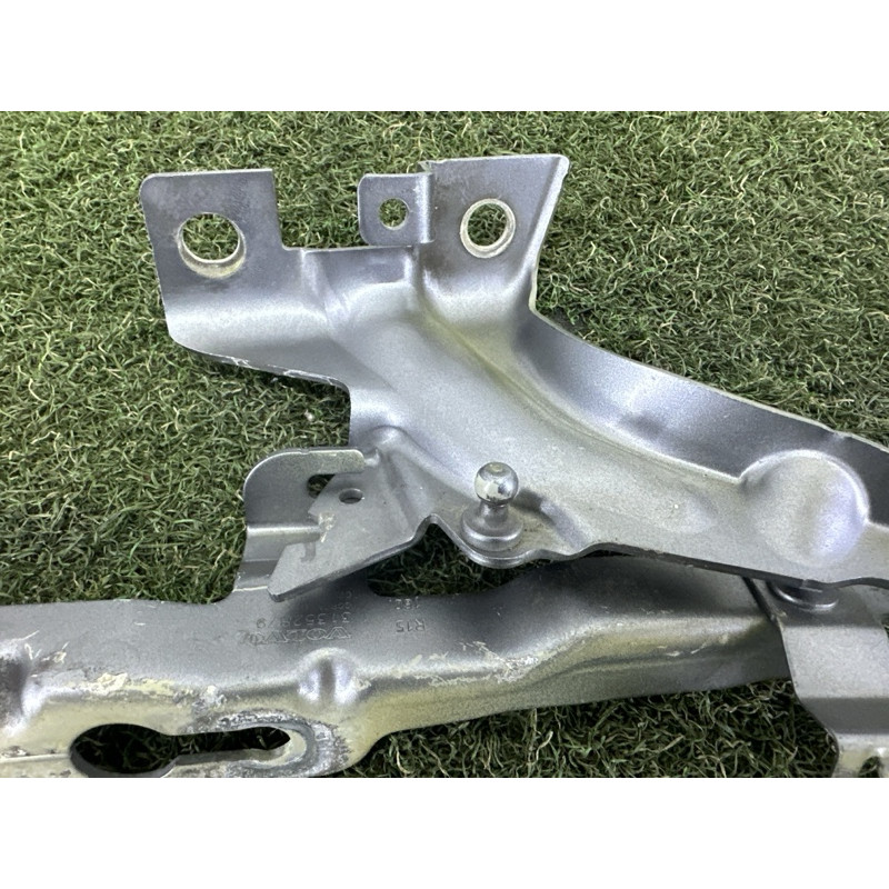 Петля капота (кузов и элементы) Volvo XC90 T6 2016 2.0 31352879