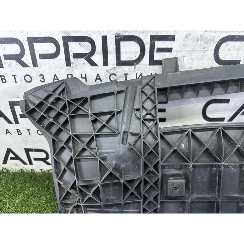 Захист бампера (кузов і елементи) AUDI Q5 8R 2012 3.2 8R0807233A
