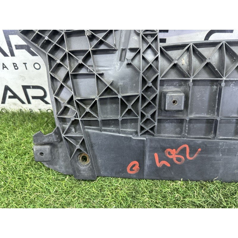 Захист бампера (кузов і елементи) AUDI Q5 8R 2012 3.2 8R0807233A