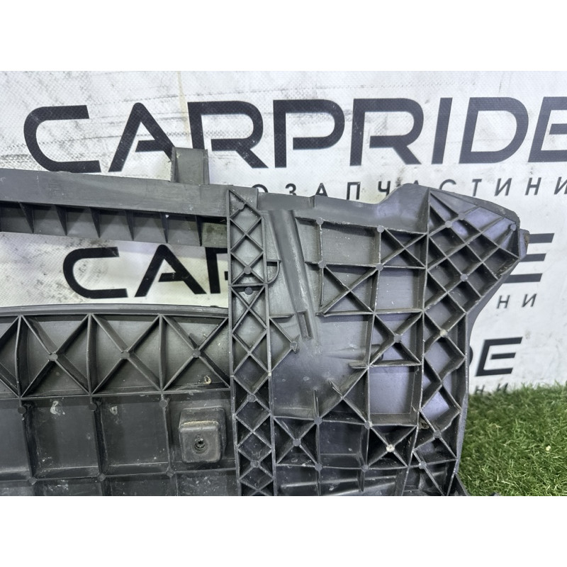 Захист бампера (кузов і елементи) AUDI Q5 8R 2012 3.2 8R0807233A