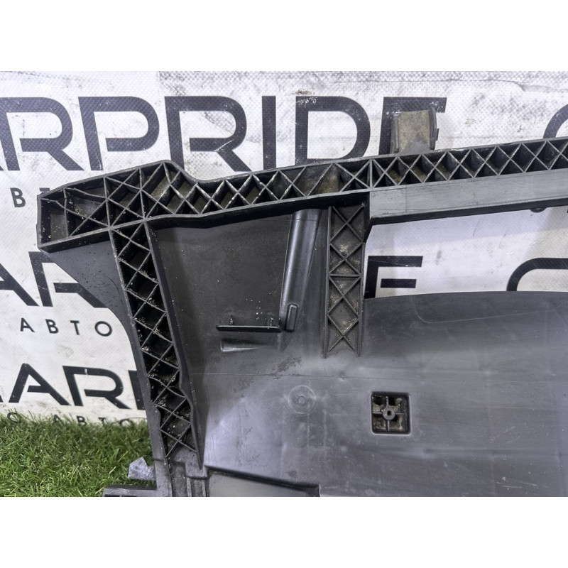 Захист бампера (кузов і елементи) AUDI Q5 8R 2012 3.2 8R0807233A