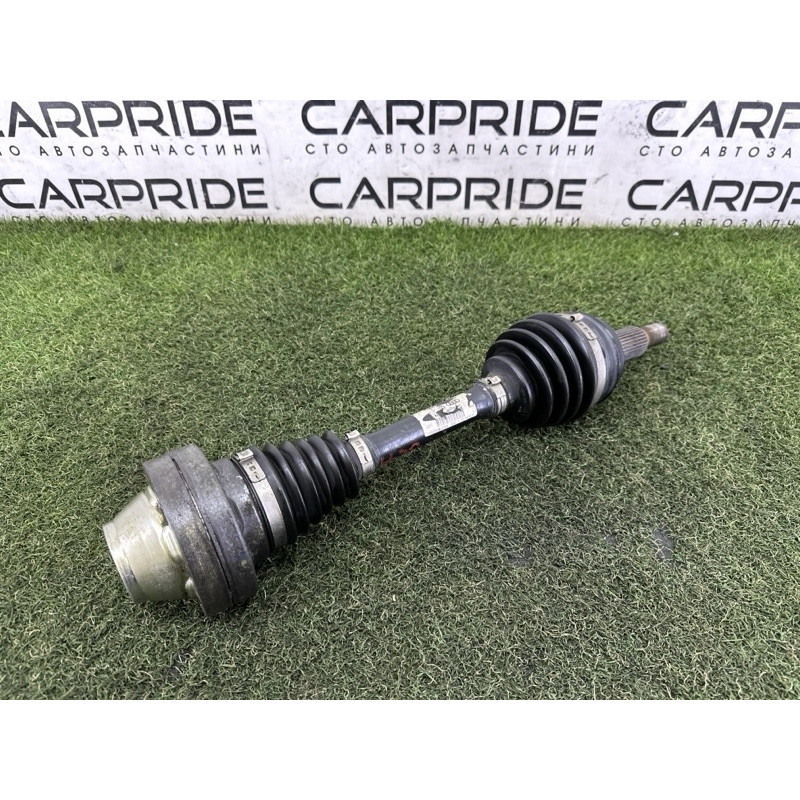 Привід (трансмісія) Volkswagen Touareg NF 2012 3.0 7P0407271C