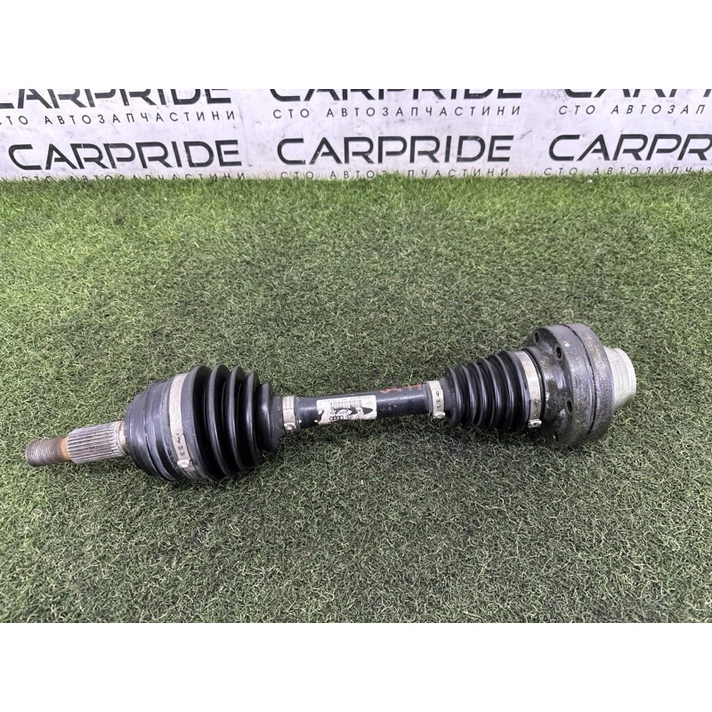 Привід (трансмісія) Volkswagen Touareg NF 2012 3.0 7P0407271C