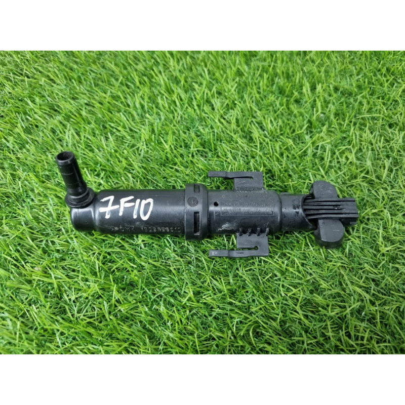Форсунка омивача фар (кузов і елементи) BMW 5-series F10 2011 2.0 N47N 61677377668