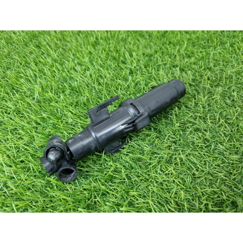 Форсунка омывателя фар (кузов и элементы) BMW 5-series F10 2011 2.0 N47N 61677377667