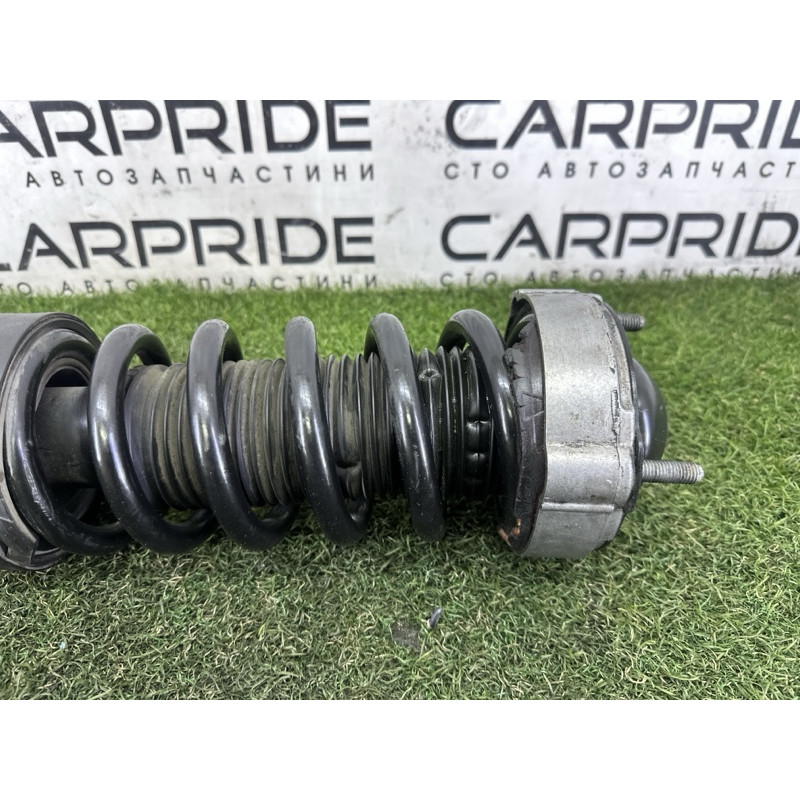Амортизатор в сборе (подвеска) Volkswagen Touareg NF 2012 3.0 7P6413032H