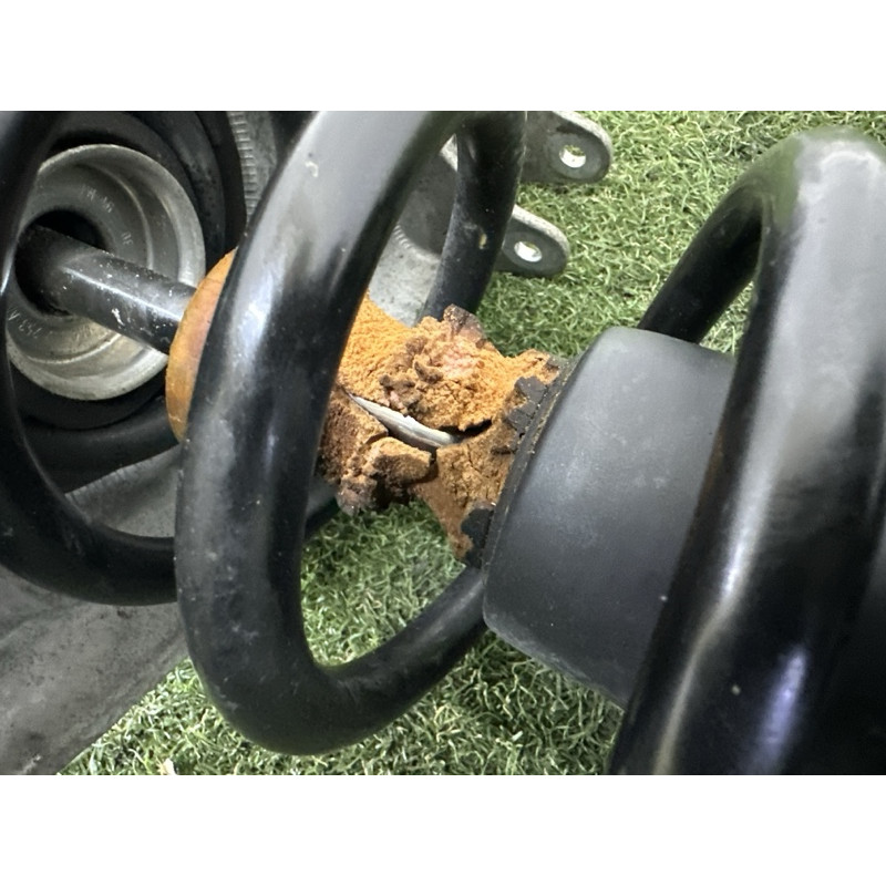 Амортизатор в сборе (подвеска) AUDI Q5 8R 2012 3.2 8R0413031F