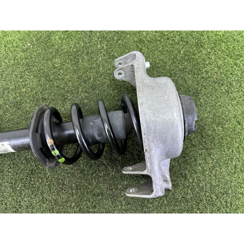 Амортизатор в сборе (подвеска) AUDI Q5 8R 2012 3.2 8R0413031F