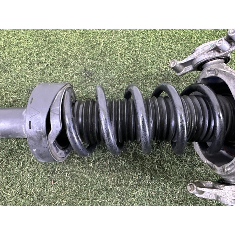 Амортизатор в сборе (подвеска) Volkswagen Touareg NF 2012 3.0 7P6513029AL