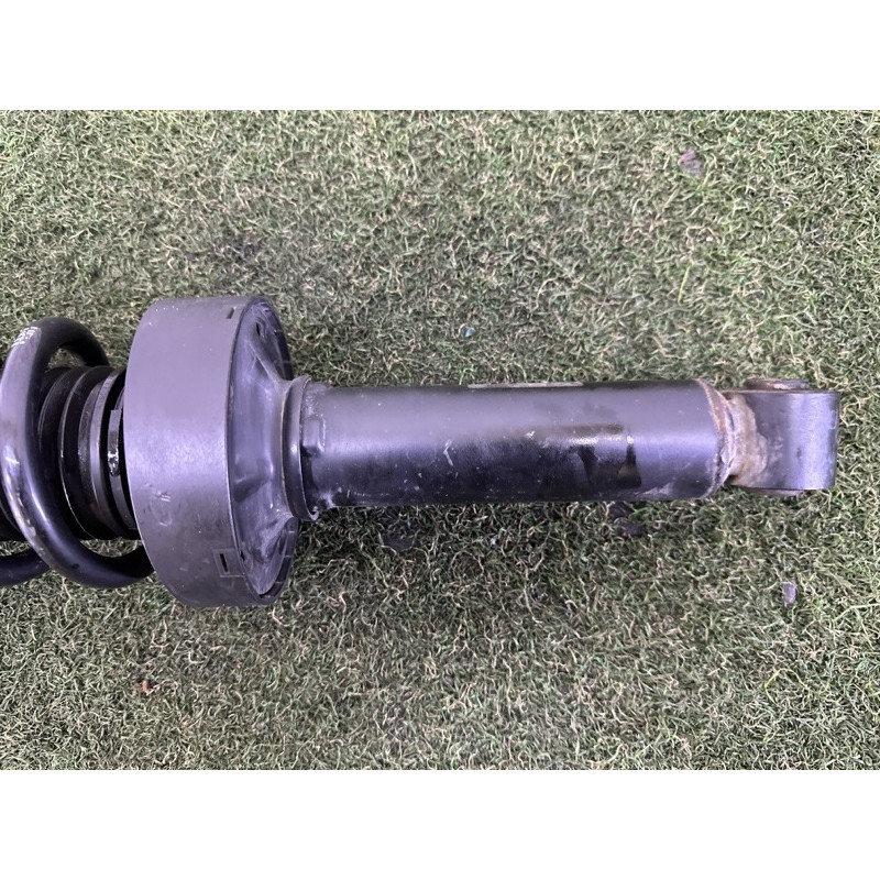 Амортизатор в сборе (подвеска) Volkswagen Touareg NF 2012 3.0 7P6513029AL