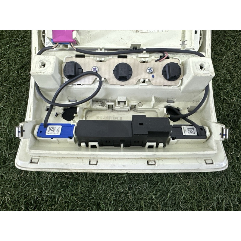 Плафон салона (салон) Volkswagen Touareg NF 2012 3.0 7P6947105F2EN