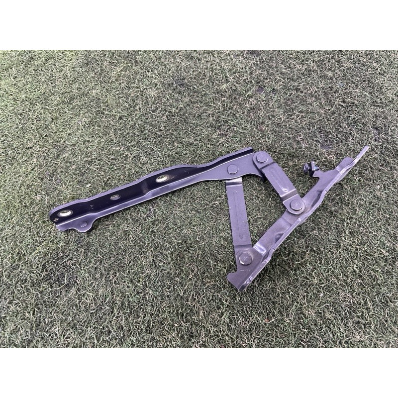 Петля капота (кузов и элементы) Hyundai Sonata DN8 2020 2.5 66920L0000