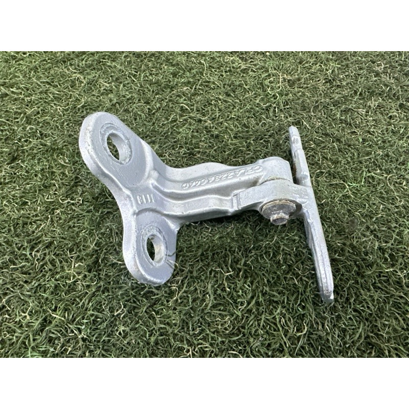Петля двери (кузов і елементи) LAND ROVER Range Rover Velar L560 2018 2.0 LR073595