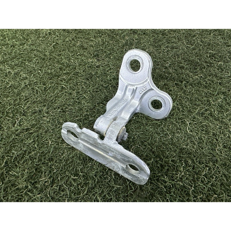 Петля дверей (кузов і елементи) LAND ROVER Range Rover Velar L560 2018 2.0 LR073596