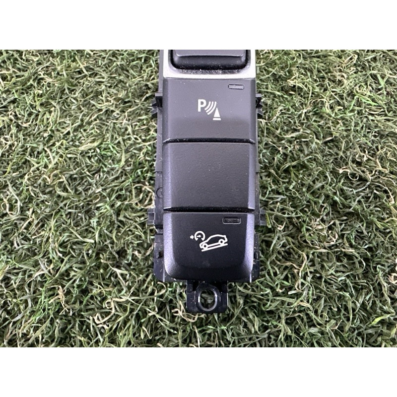 Блок кнопок (електрика / кнопки) BMW X1 F48 2016 2.0 61319374834