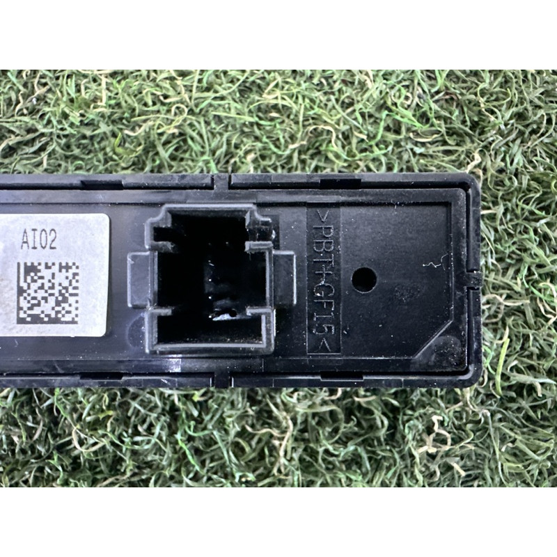 Блок кнопок (електрика / кнопки) BMW X1 F48 2016 2.0 61319374834