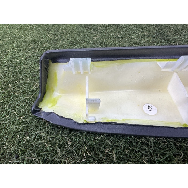Подлокотник (салон) Volkswagen Touareg NF 2012 3.0 7P1868169AK84