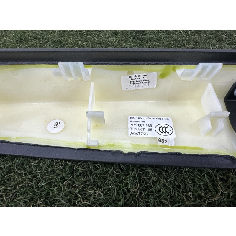 Подлокотник (салон) Volkswagen Touareg NF 2012 3.0 7P1868169AK84