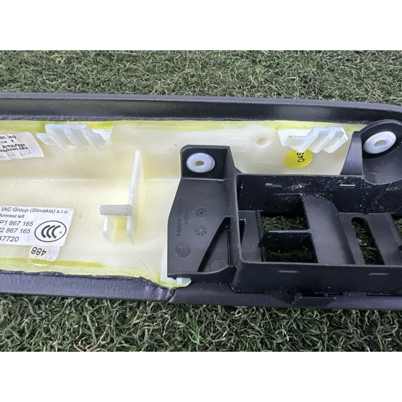 Подлокотник (салон) Volkswagen Touareg NF 2012 3.0 7P1868169AK84