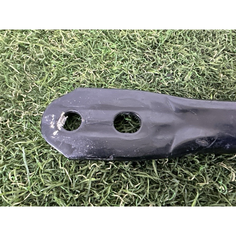 Розпірка передньої панелі (кузов и элементы) LAND ROVER Range Rover L405 2014 5.0 LR044966