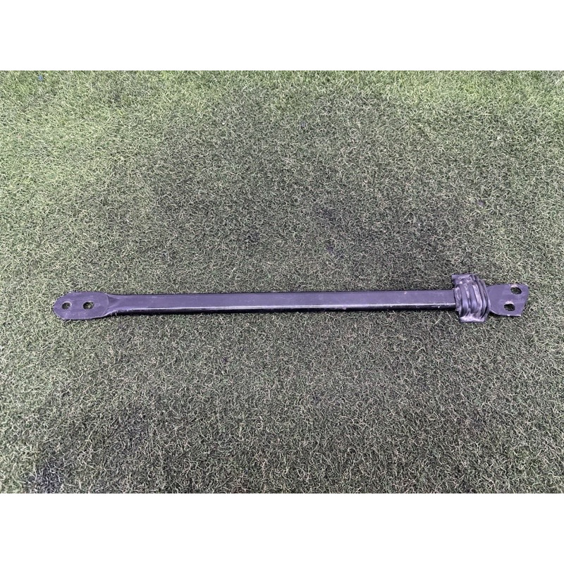 Распорка передней панели (кузов и элементы) LAND ROVER RANGE ROVER Sport L494 2014 5.0 LR044966