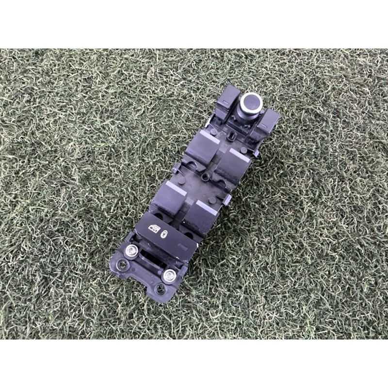 Блок кнопок стеклоподъемников (электрика / кнопки) LAND ROVER RANGE ROVER Sport L494 2014 5.0 LR034932