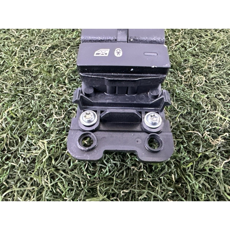 Блок кнопок стеклоподъемников (электрика / кнопки) LAND ROVER RANGE ROVER Sport L494 2014 5.0 LR034932