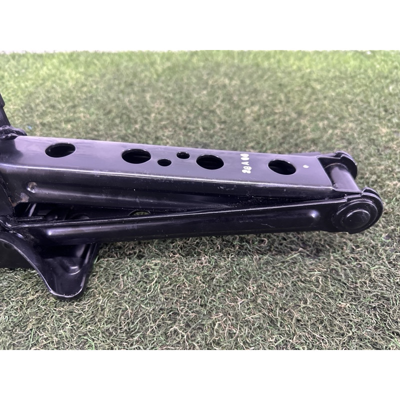 Домкрат (аксессуары) LAND ROVER Range Rover L405 2014 5.0 LR048484