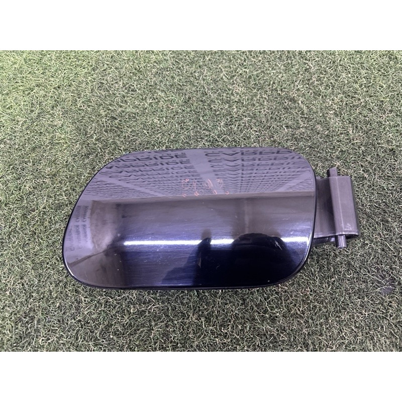 Лючок топливного бака (кузов и элементы) Volkswagen Touareg NF 2012 3.0 7P6809857A