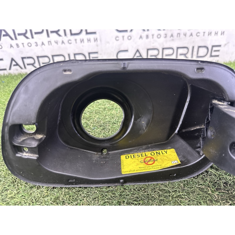 Лючок топливного бака (кузов и элементы) Volkswagen Touareg NF 2012 3.0 7P6809857A