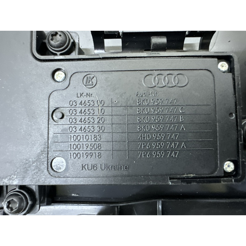 Блок регулировки сидения (закрытая категория) AUDI A3 8V 2015 1.8 4G0959747
