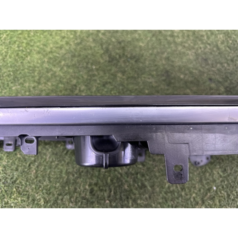 Кріплення центральної консолі (салон) LAND ROVER Range Rover Velar L560 2018 2.0 LR106965