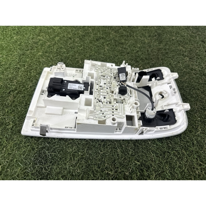 Плафон салона (салон) AUDI A3 8V 2015 1.8 8V0947135CET1