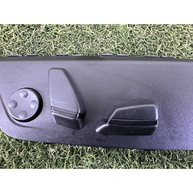 Блок регулировки сидения (закрытая категория) BMW X1 F48 2018 2.0 61319276618