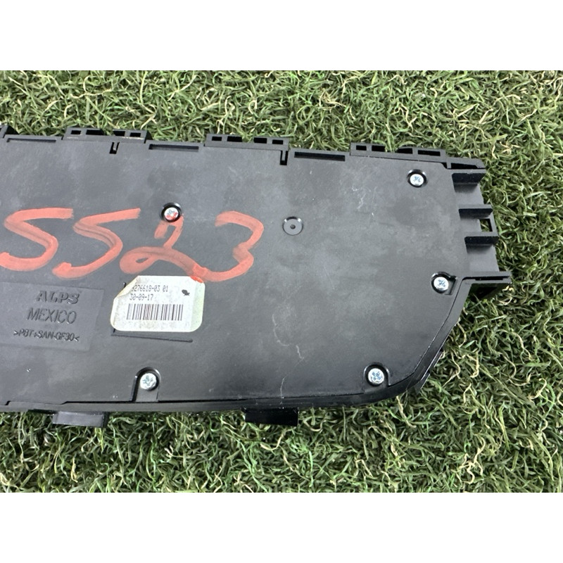 Блок регулировки сидения (закрытая категория) BMW X1 F48 2018 2.0 61319276618