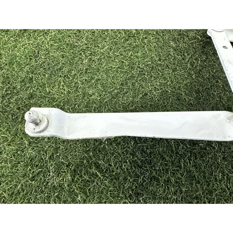 Петля капота (кузов и элементы) LAND ROVER Range Rover L405 2014 5.0 LR036584