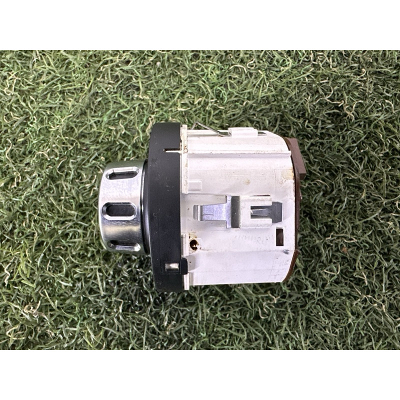 Кнопка переключатель режимов АКПП (закрытая категория) Volkswagen Touareg NF 2012 3.0 7P6941435D