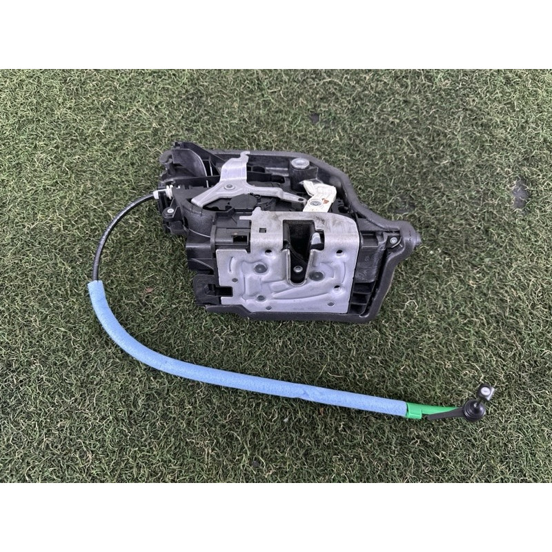 Замок двери (кузов и элементы) BMW X1 F48 2018 2.0 51217281934