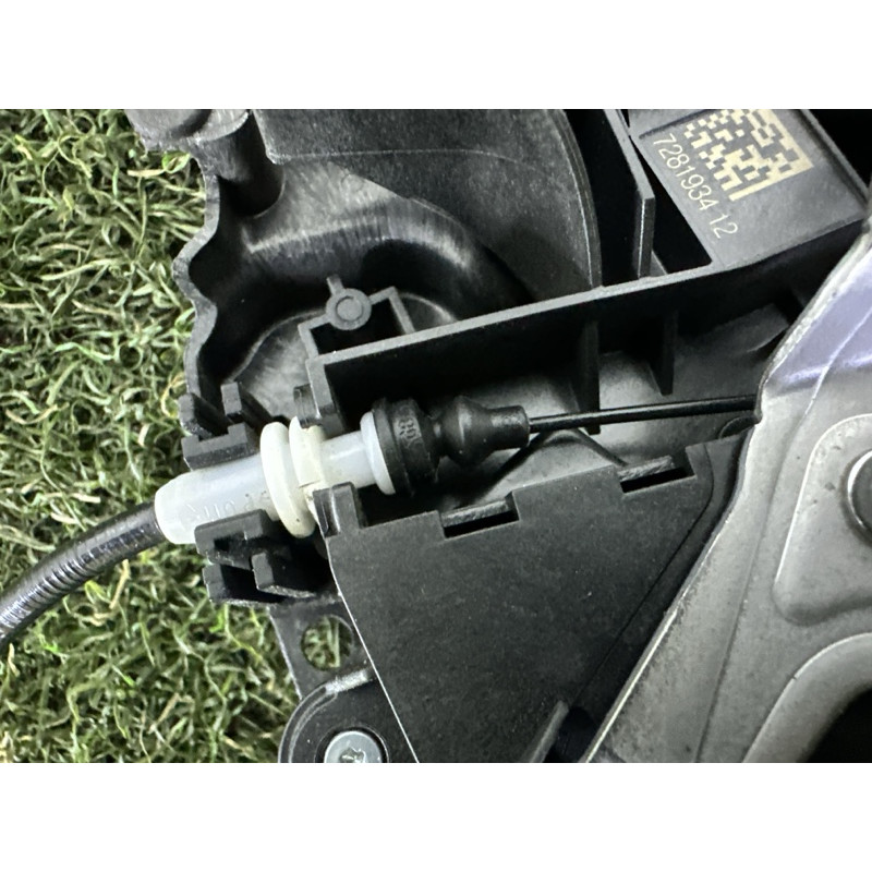 Замок двери (кузов и элементы) BMW X1 F48 2018 2.0 51217281934