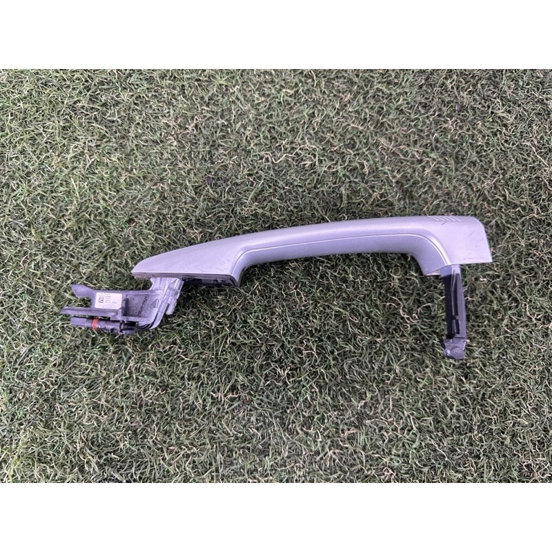 Ручка двери внешняя (кузов и элементы) BMW X1 F48 2018 2.0 51217433844