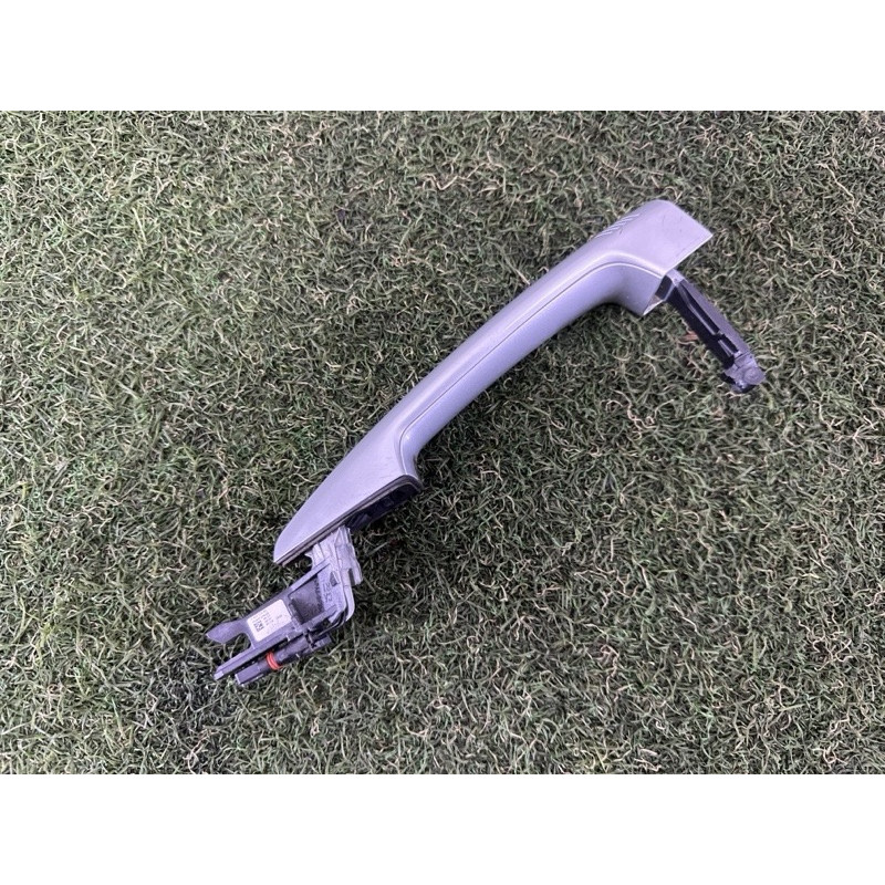 Ручка двери внешняя (кузов и элементы) BMW X1 F48 2018 2.0 51217433844